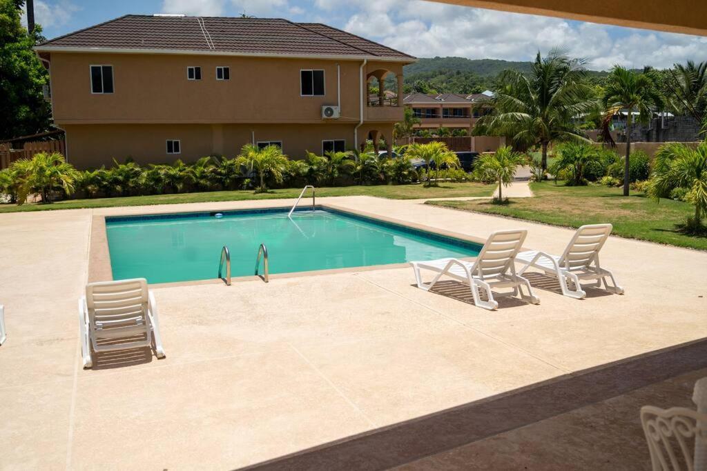 Ubuntu De La Villa- Palm View Estate Mammee Bay Экстерьер фото